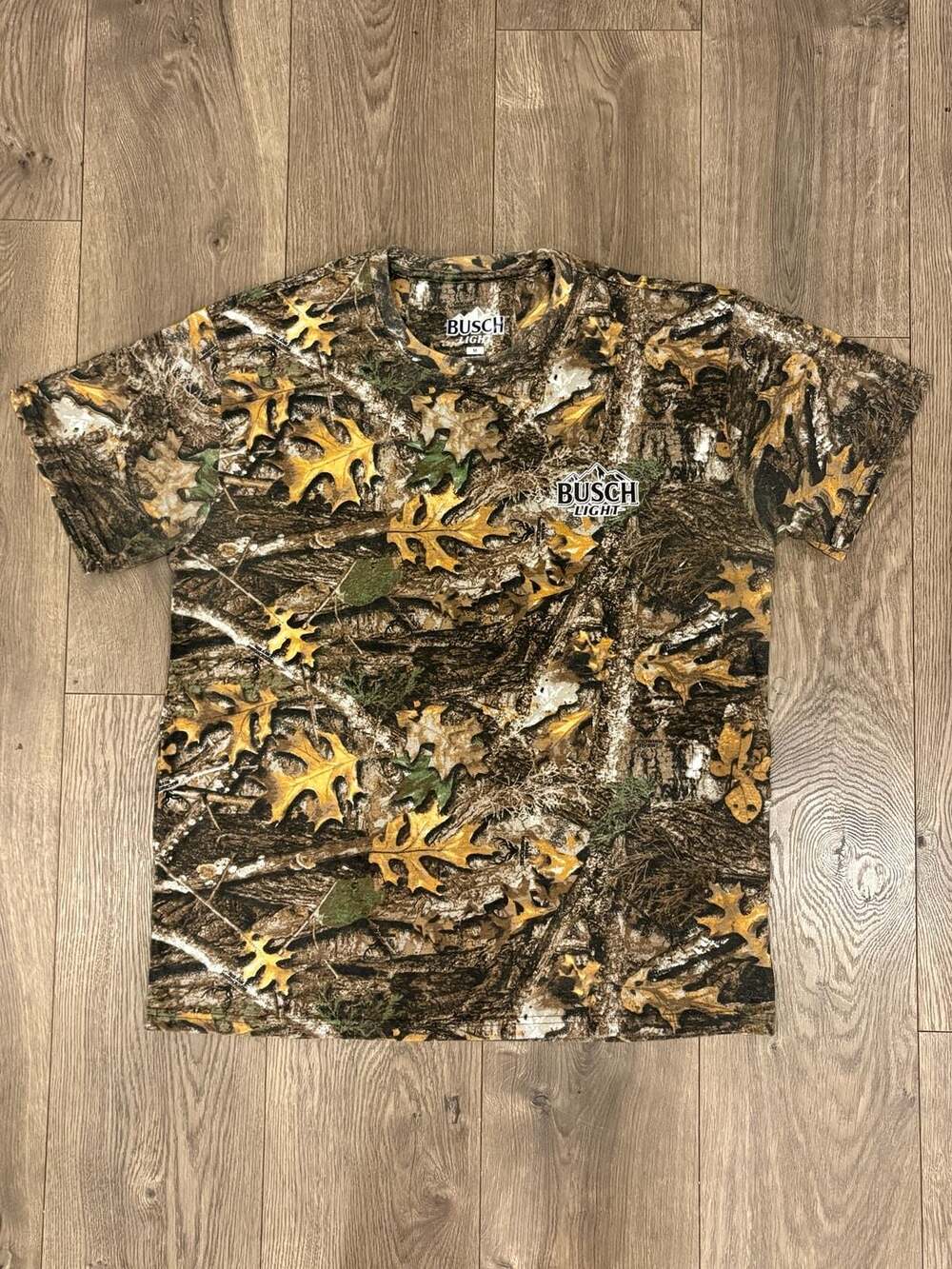 Busch Light T-Shirt Size M Camouflage Hunting Tee